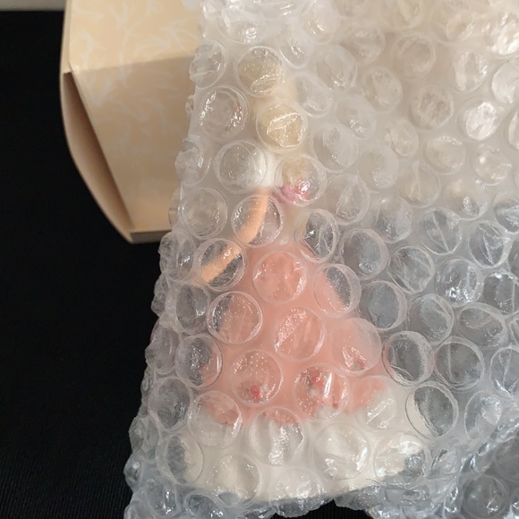 1997 Hallmark Springtime Barbie Ornament - Picture 6 of 15